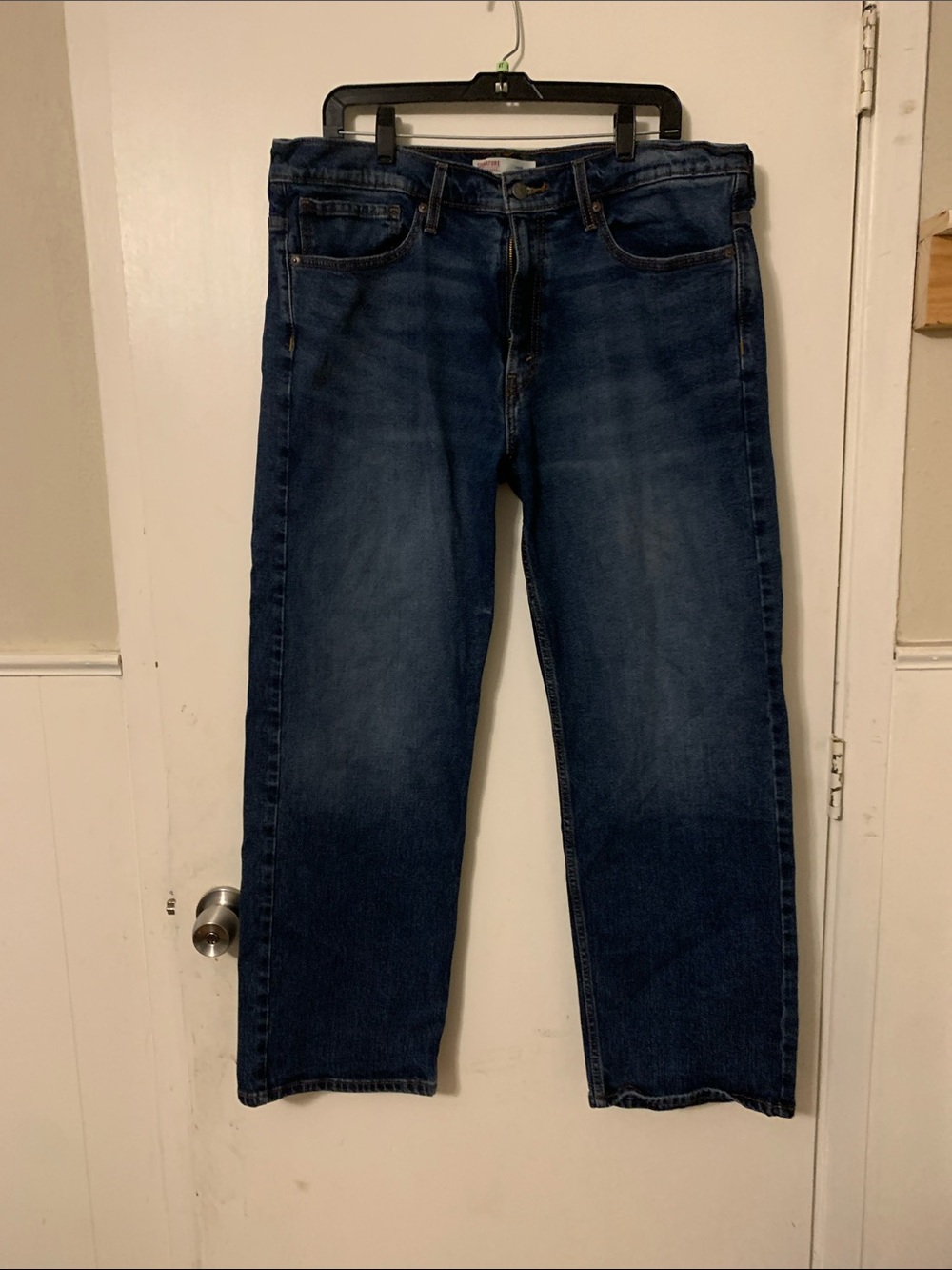Signature by Levi Strauss Men's Relaxed Indigo Blue Jeans